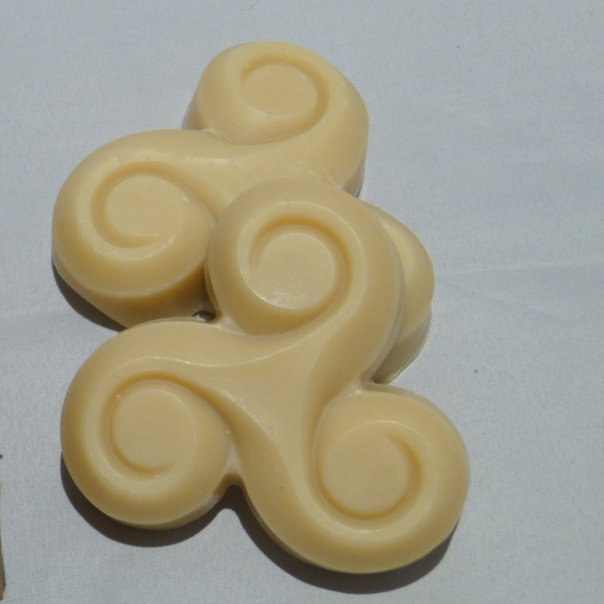 Cecile's clean, nontoxic handmade soap for sensitive skin. The best soap for eczema. Tea Tree and Lemongrass, Triskell shape